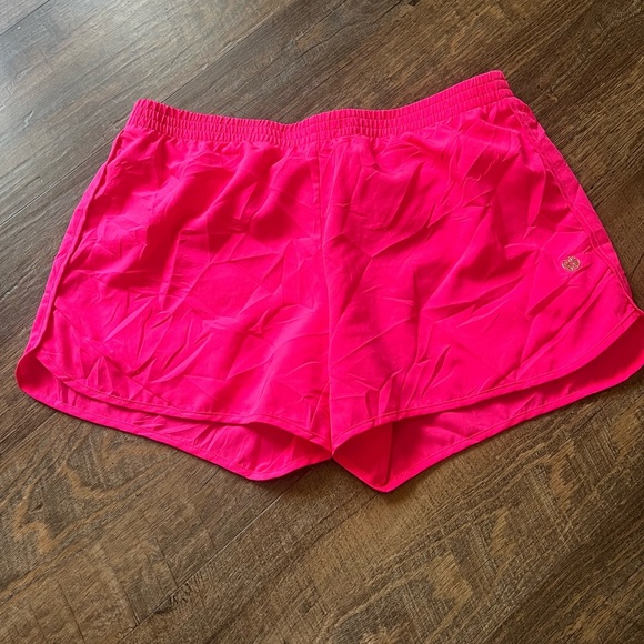 Lilly Pulitzer Luxletic shorts - Picture 1 of 2